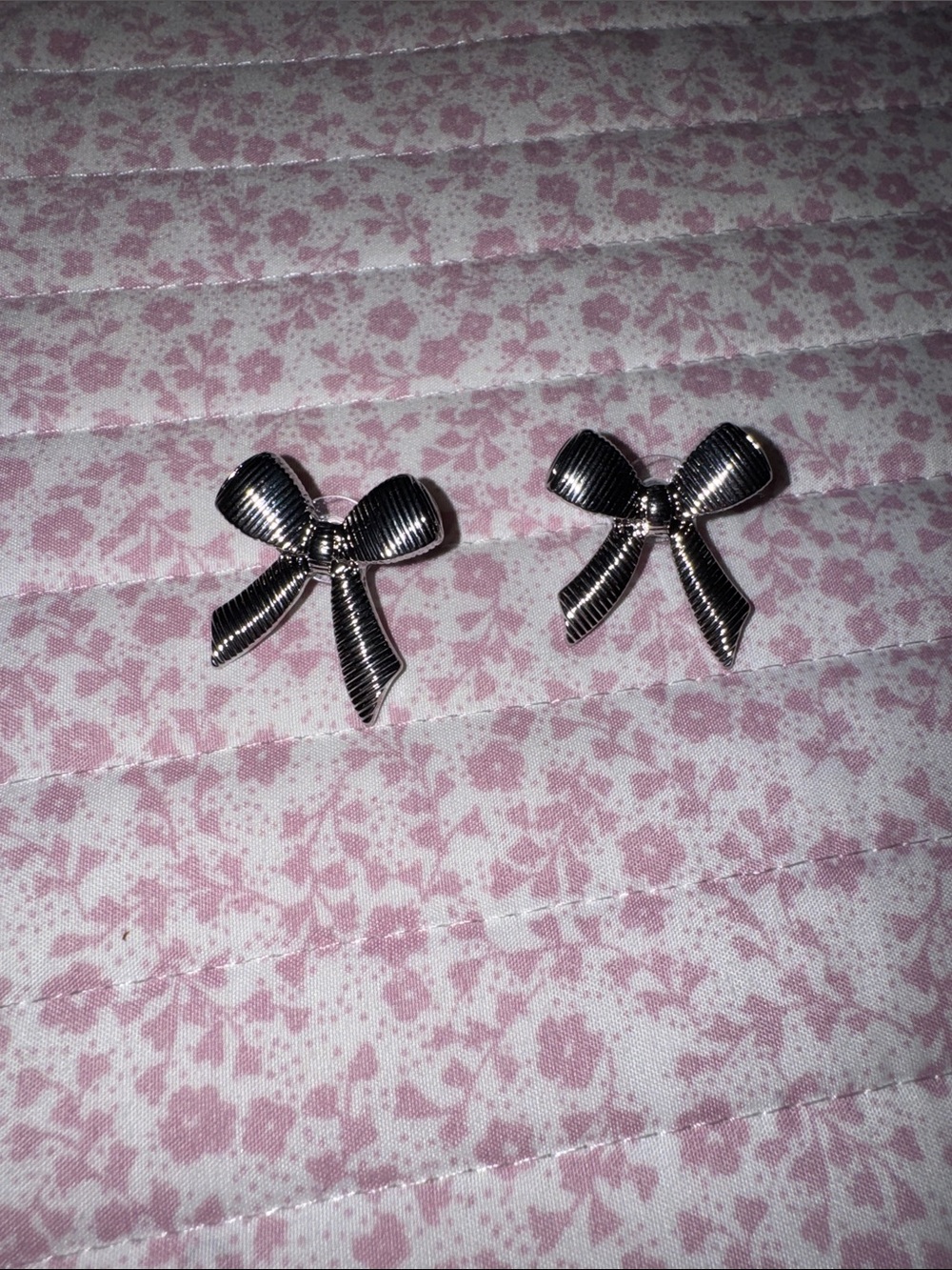 Source Unknown Silver Bow Stud Earrings